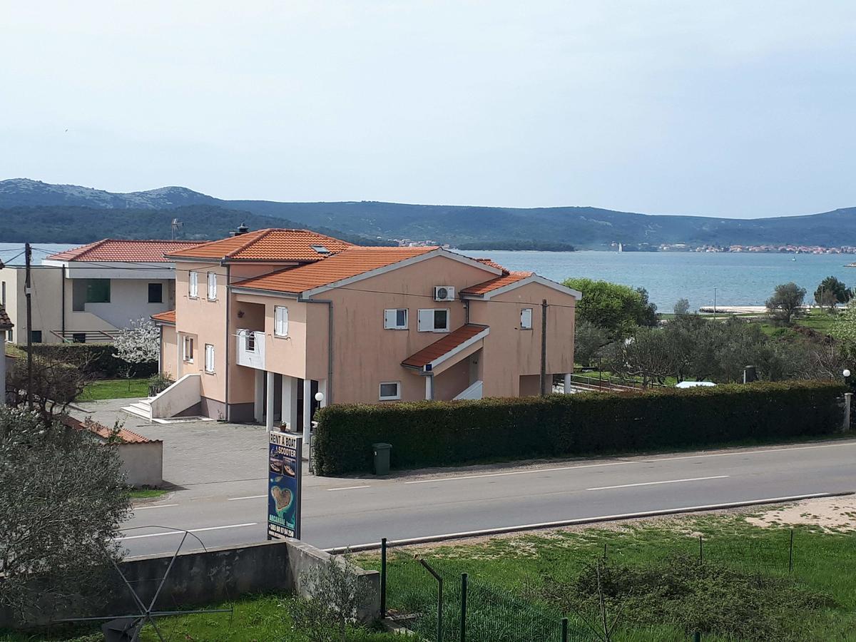 טוראני Apartment Ivana מראה חיצוני תמונה